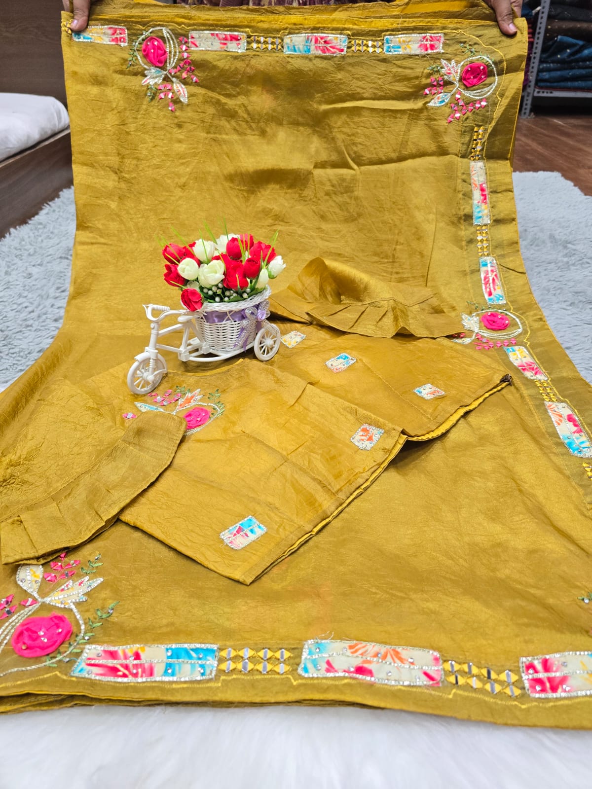 FABRIC GOLDEN CRYSTAL SAREE